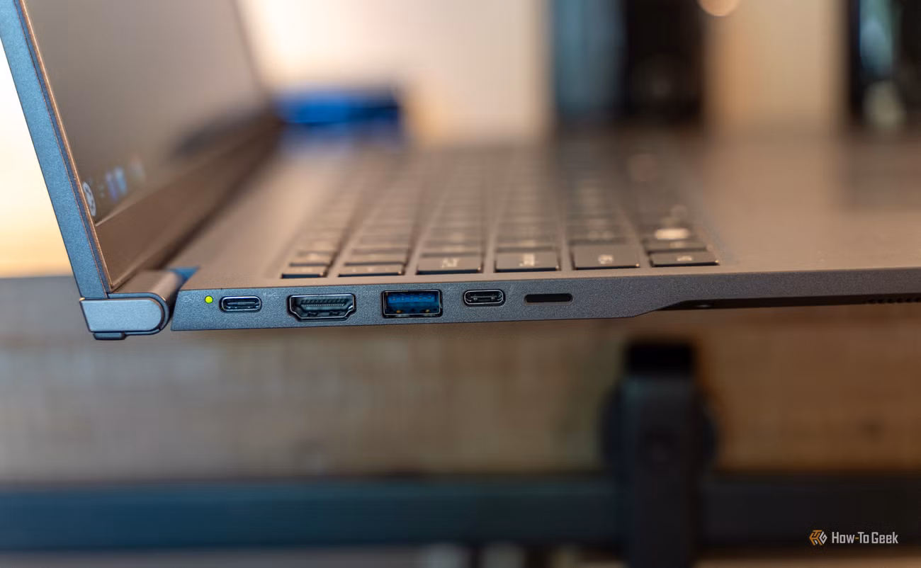 Kubuntu Focus Ar Gen 1 left-side HDMI USB-A and two USB-C ports.